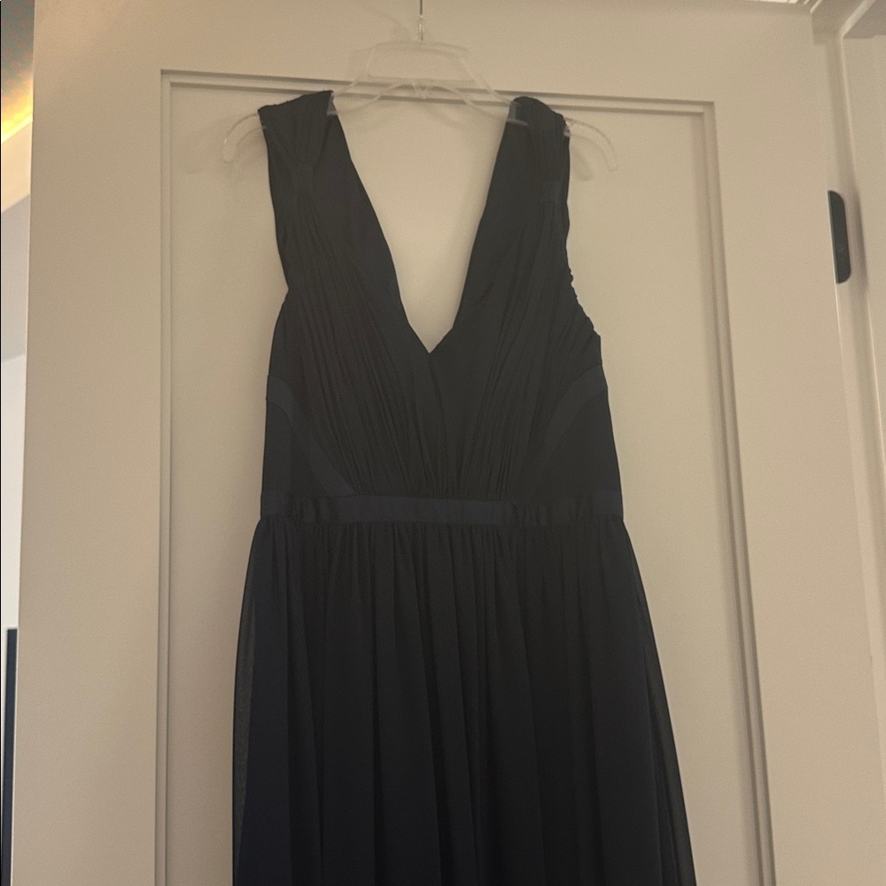 Vera Wang Elegant Navy Blue Dress